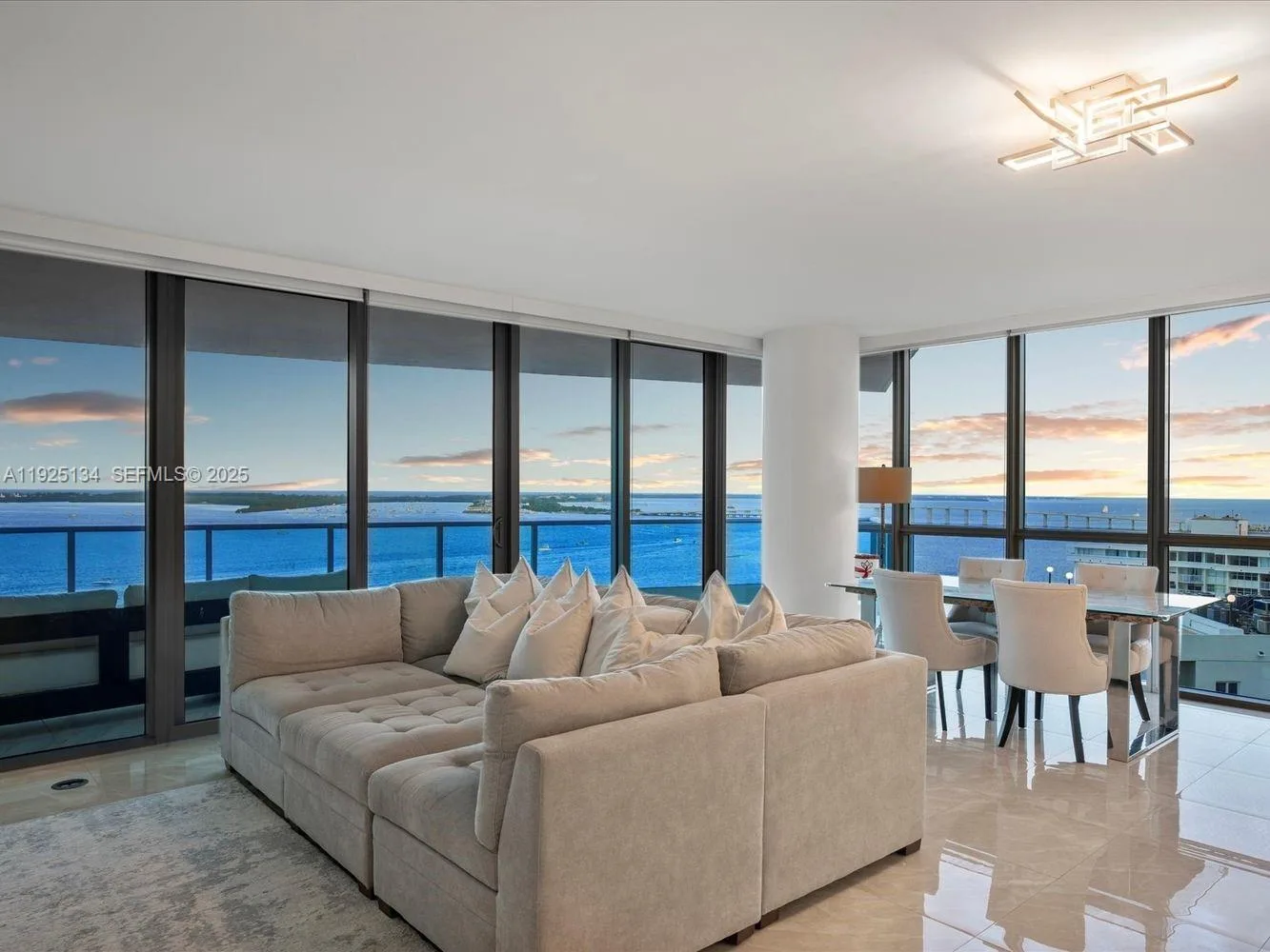 1331 Brickell Bay Dr # 1811, Miami, FL 33131 photo 2