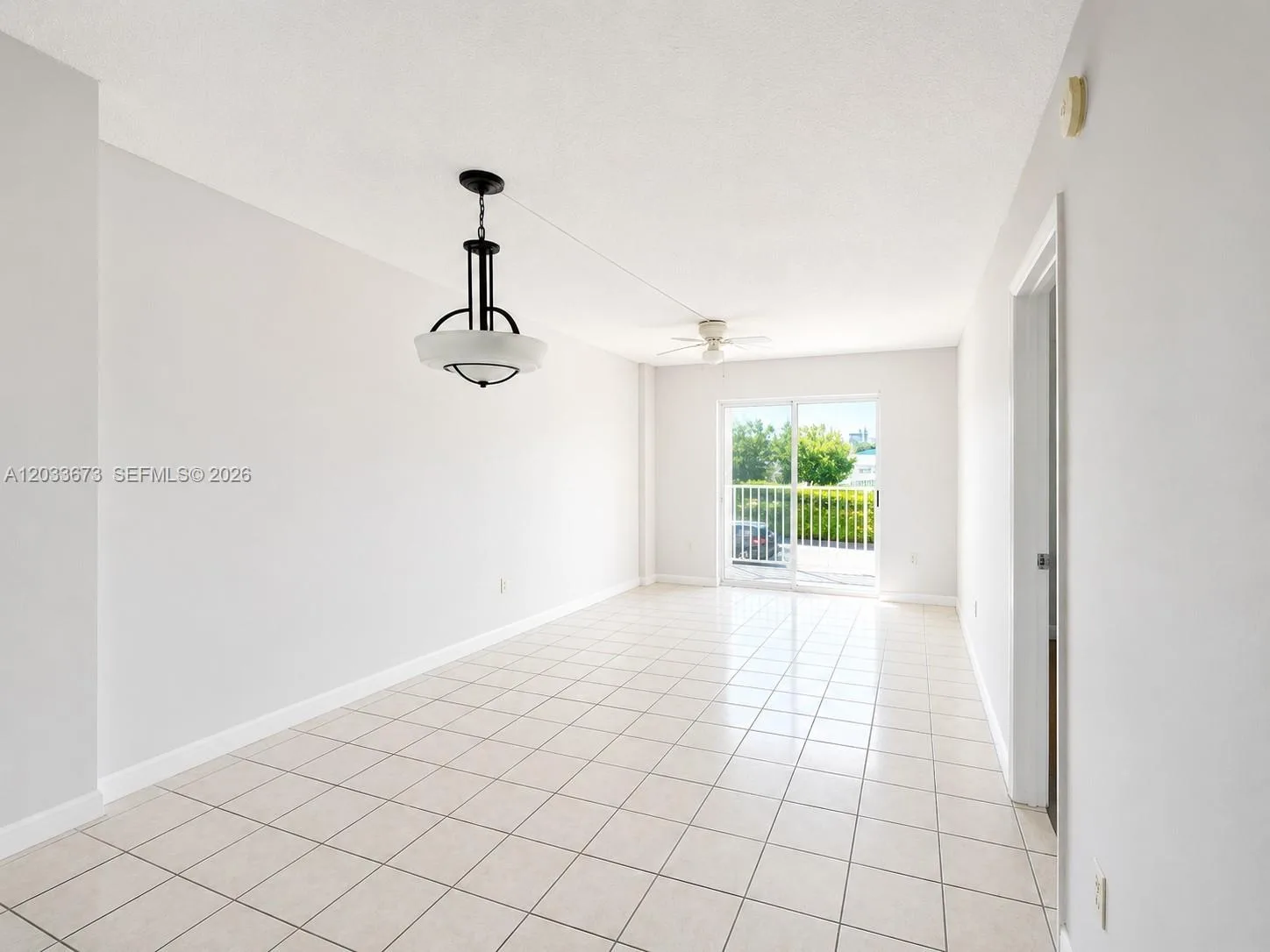 16465 NE 22nd Ave # 206, North Miami Beach, FL 33160 photo 2