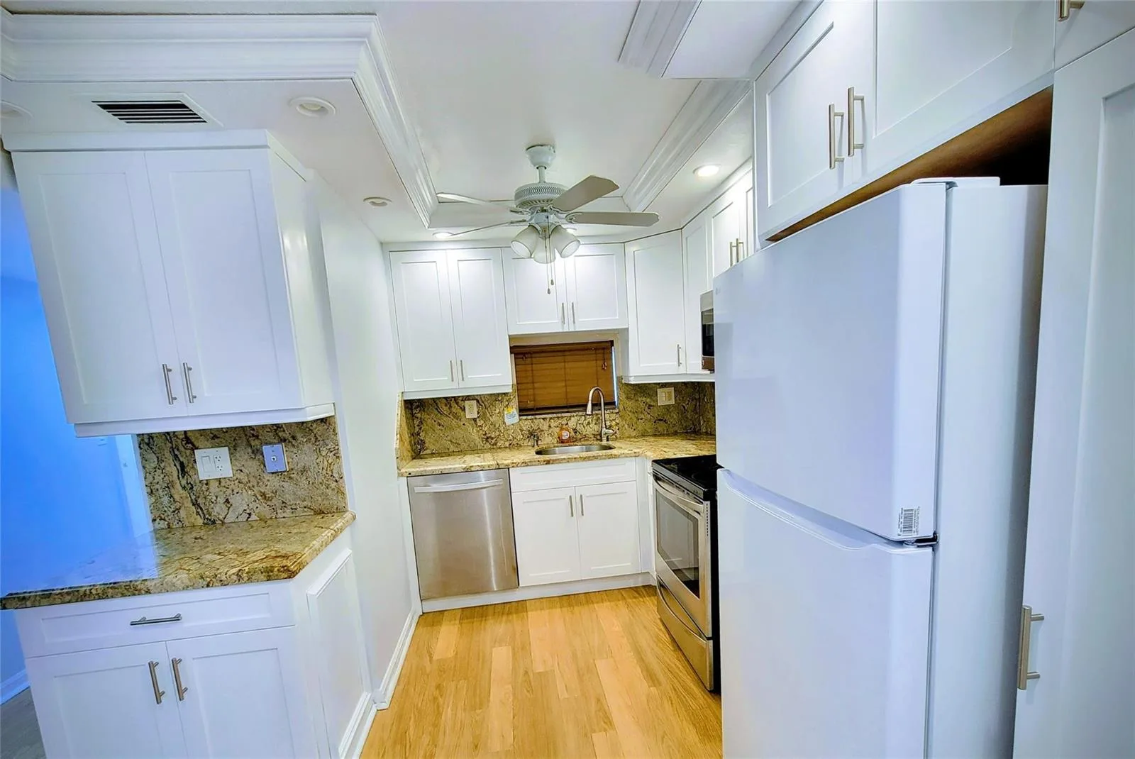 9411 N Hollybrook Lake Drive # 209, Pembroke Pines, FL 33025 photo 2