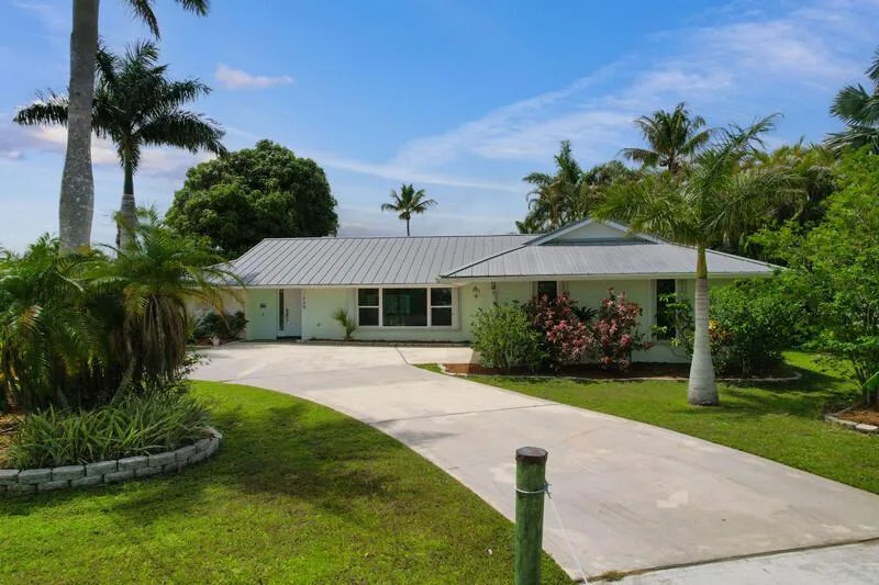 1209 SW Dyer Point Road, Palm City, FL 34990 photo 3