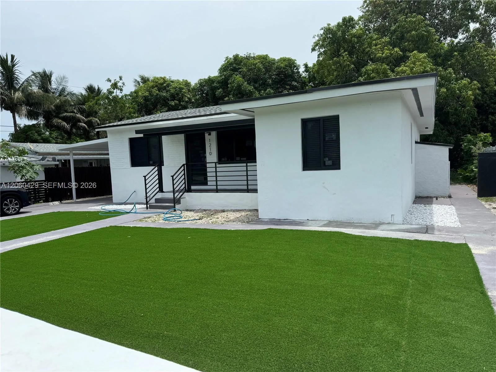1210 NW 123rd St, North Miami, FL 33167 photo 2