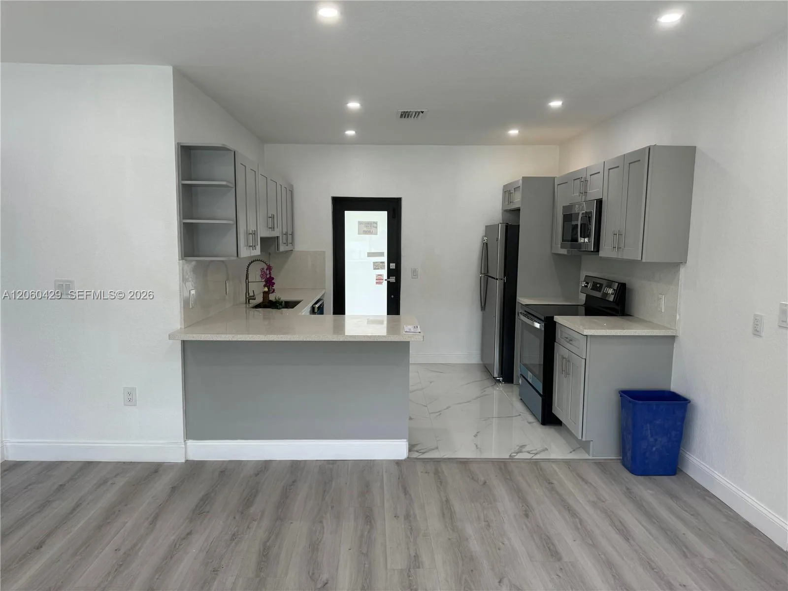 1210 NW 123rd St, North Miami, FL 33167 photo 4