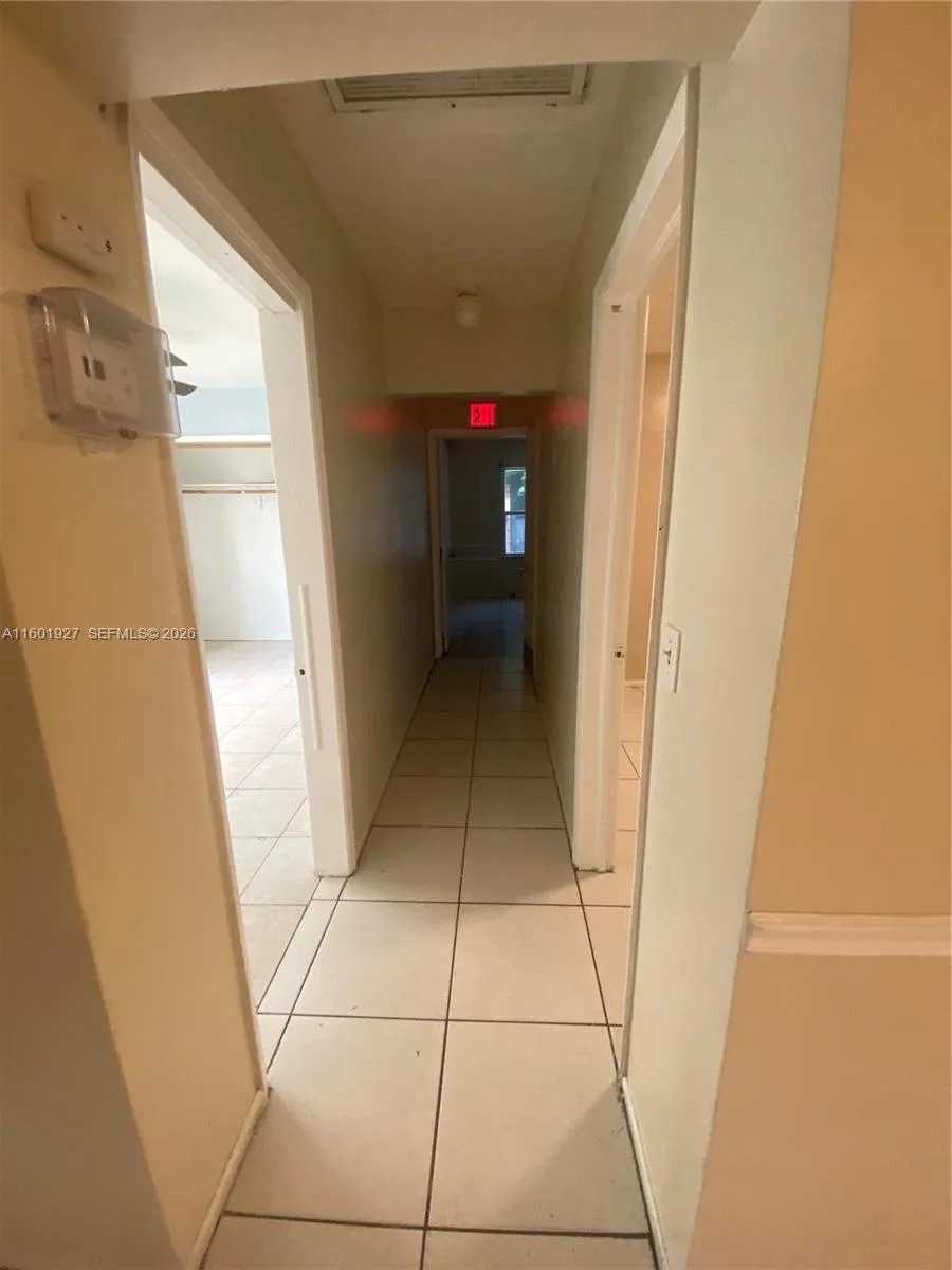 1739 SW 28th Ter, Fort Lauderdale, FL 33312 photo 12