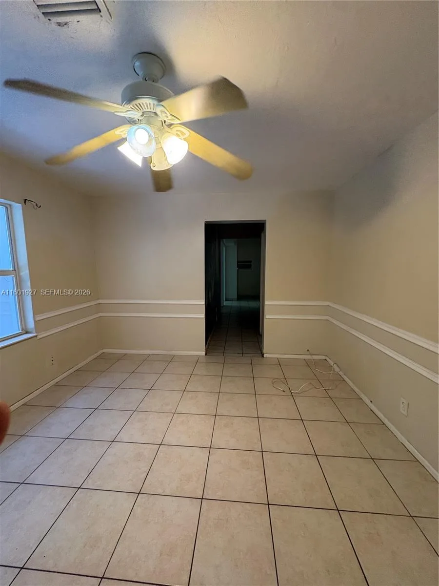 1739 SW 28th Ter, Fort Lauderdale, FL 33312 photo 4