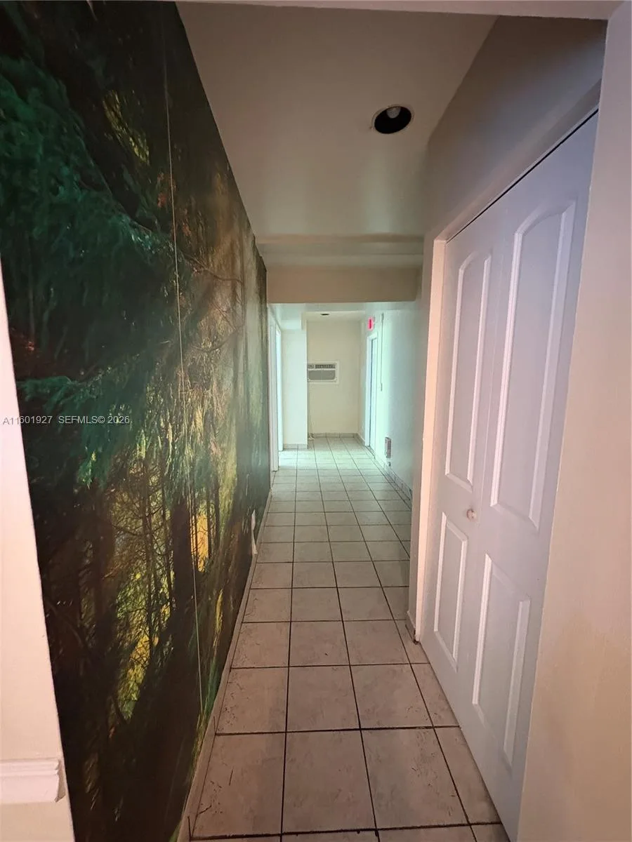 1739 SW 28th Ter, Fort Lauderdale, FL 33312 photo 5