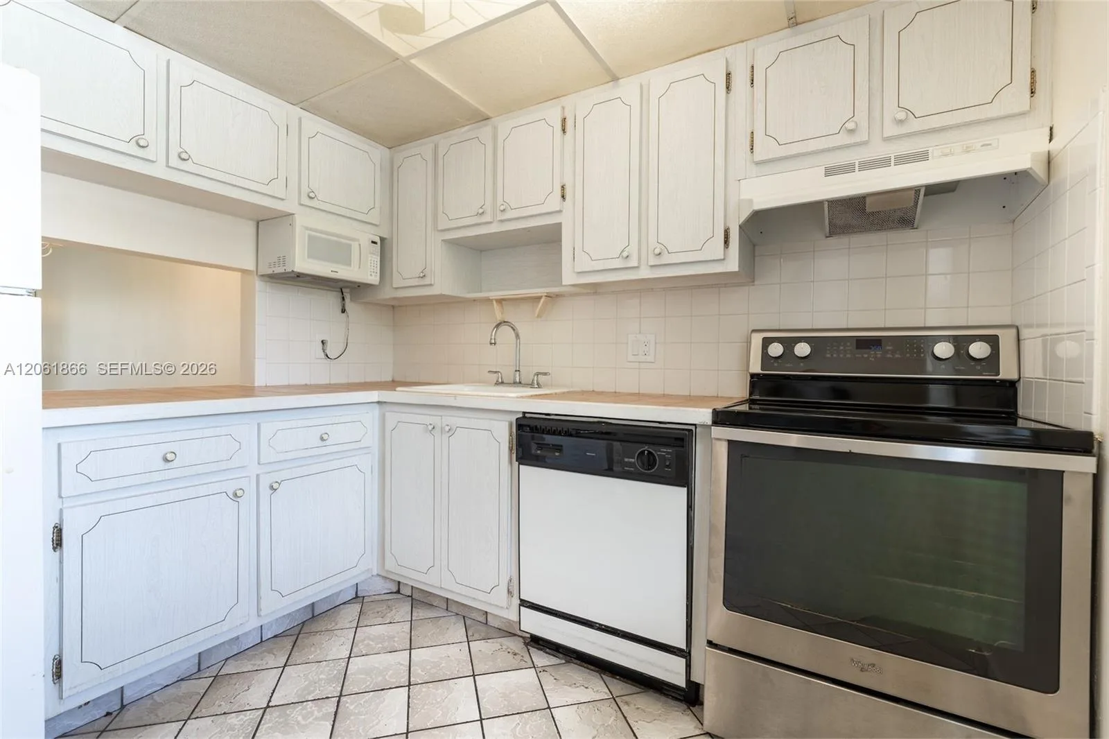 7877 Golf Cir Dr # 108, Margate, FL 33063 photo 2
