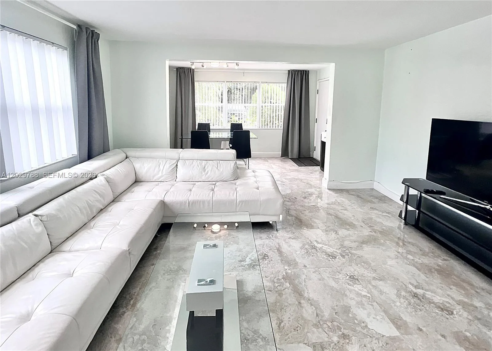 1940 Adams St, Hollywood, FL 33020 — zdjęcie 3