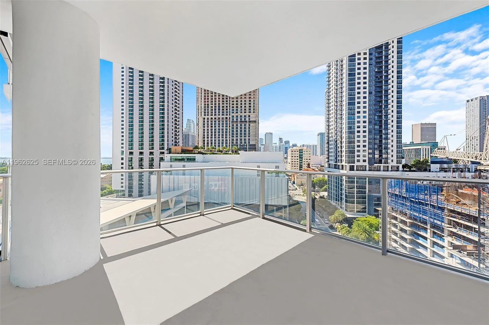 851 NE 1st Ave # 1012, Miami, FL 33132 photo 3