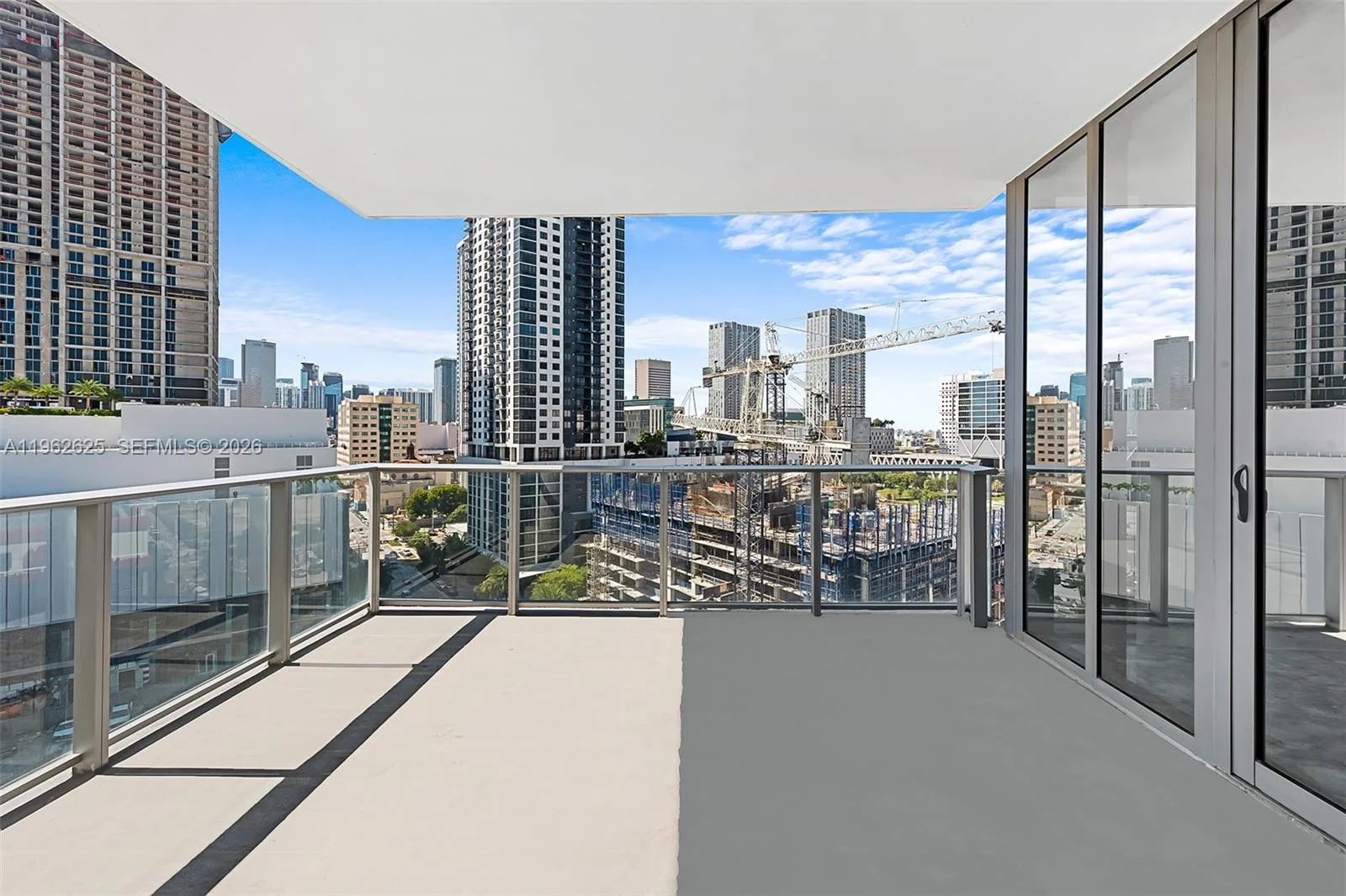 851 NE 1st Ave # 1012, Miami, FL 33132 photo 4