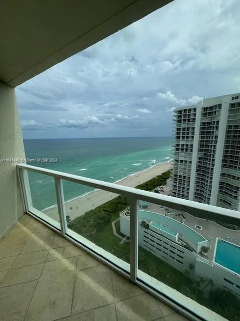 16699 Collins Ave # 2409, Sunny Isles Beach, FL 33160 photo 3