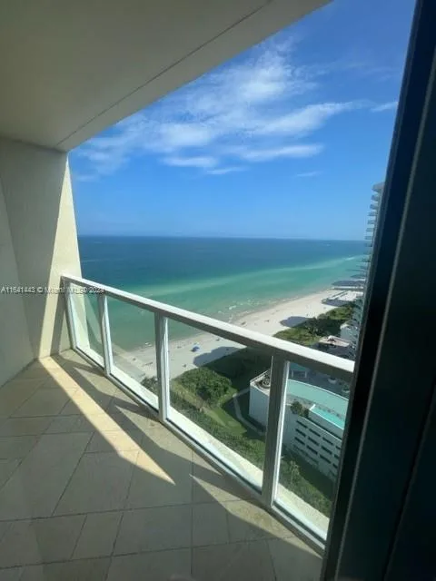 16699 Collins Ave # 2409, Sunny Isles Beach, FL 33160 photo 5