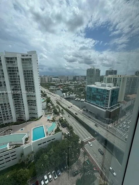 16699 Collins Ave # 2409, Sunny Isles Beach, FL 33160 photo 6