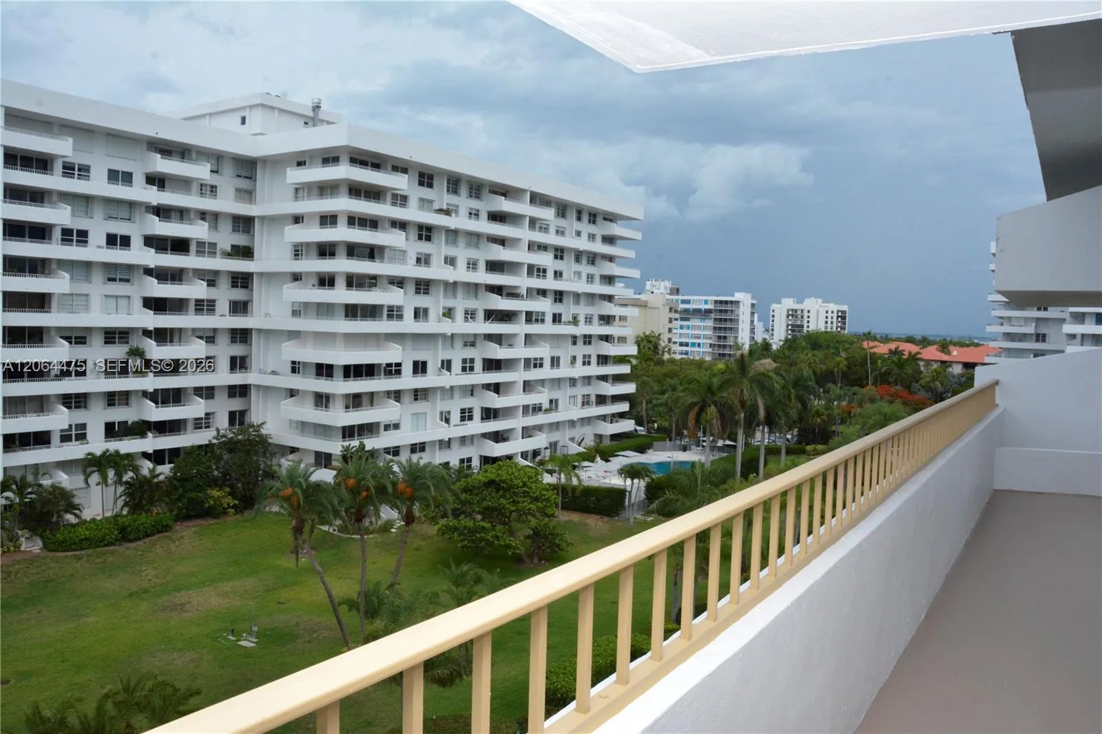 177 Ocean Lane Dr # 713, Key Biscayne, FL 33149 photo 12