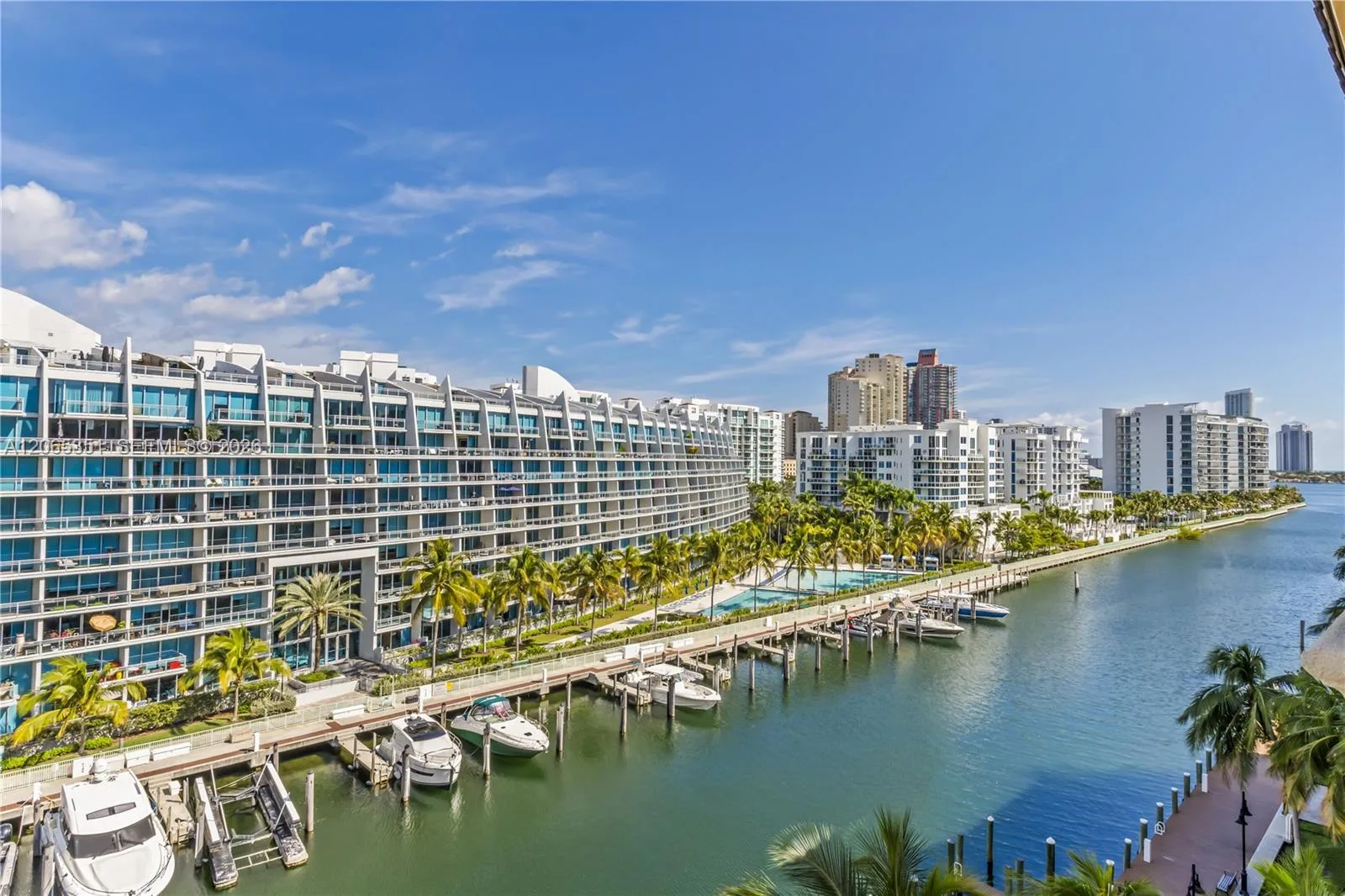 3001 NE 185th St # 707, Aventura, FL 33180