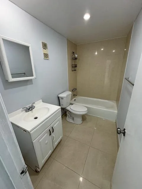 10000 NW 80th Court # 2534, Hialeah Gardens, FL 33016 photo 8