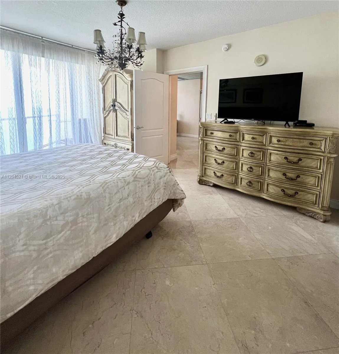 16699 Collins Ave # 2704, Sunny Isles Beach, FL 33160 photo 10