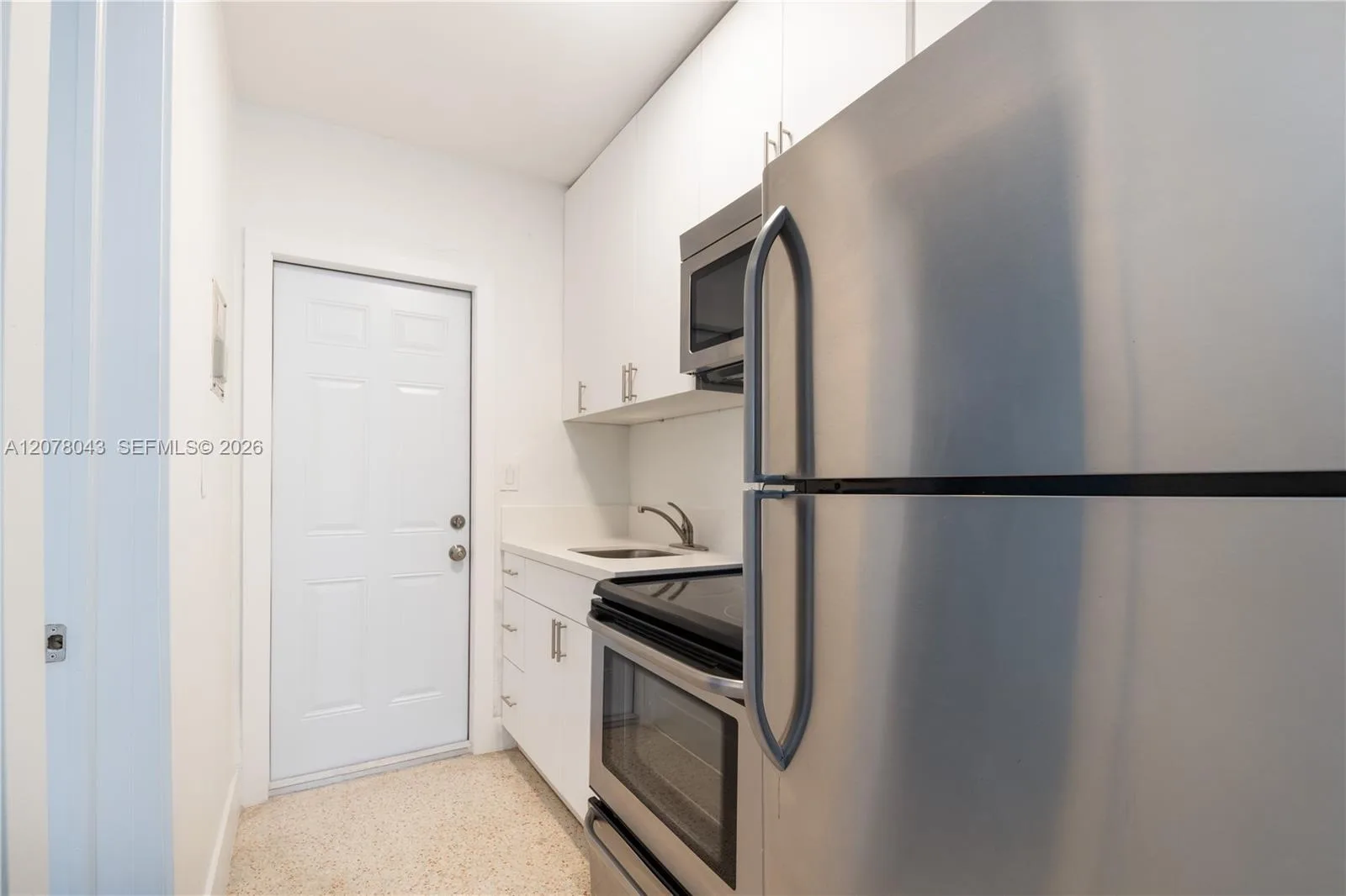 1450 SW 6th St # 5, Miami, FL 33135