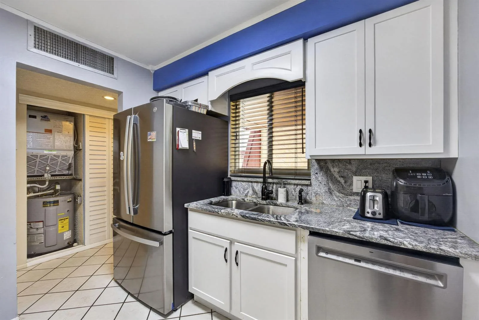 12027 GREENWAY Circle S # 204, Royal Palm Beach, FL 33411