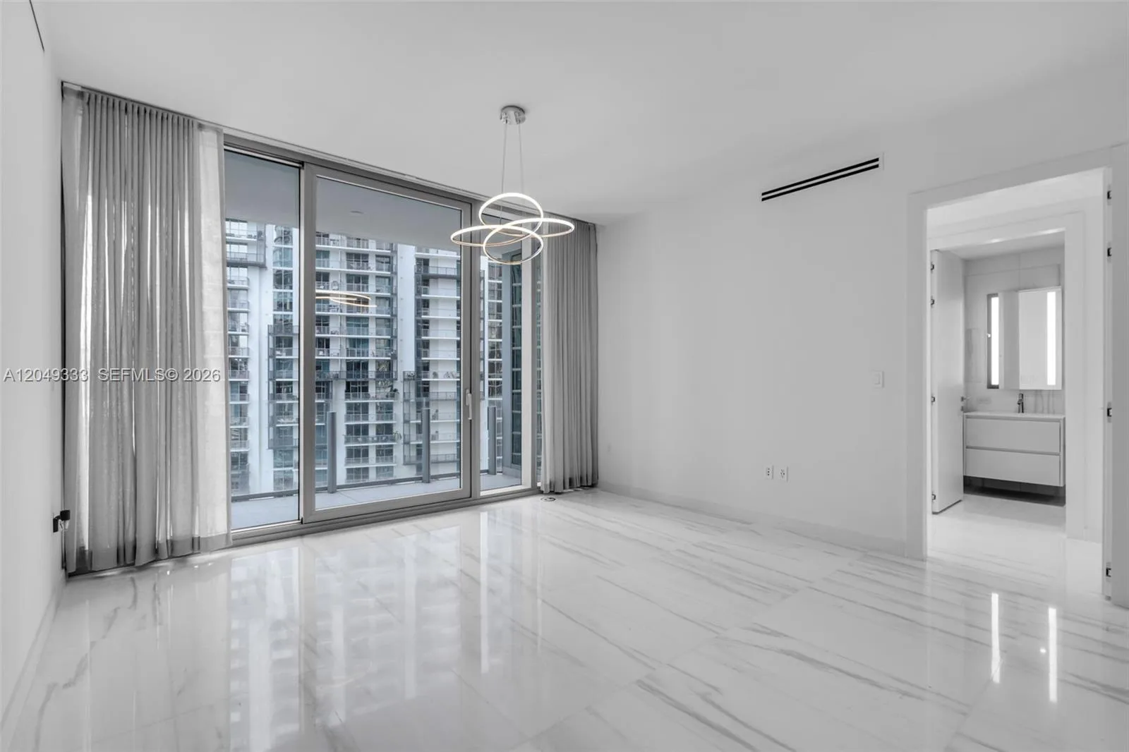 300 Biscayne Boulevard Way # 3009W, Miami, FL 33131 photo 10