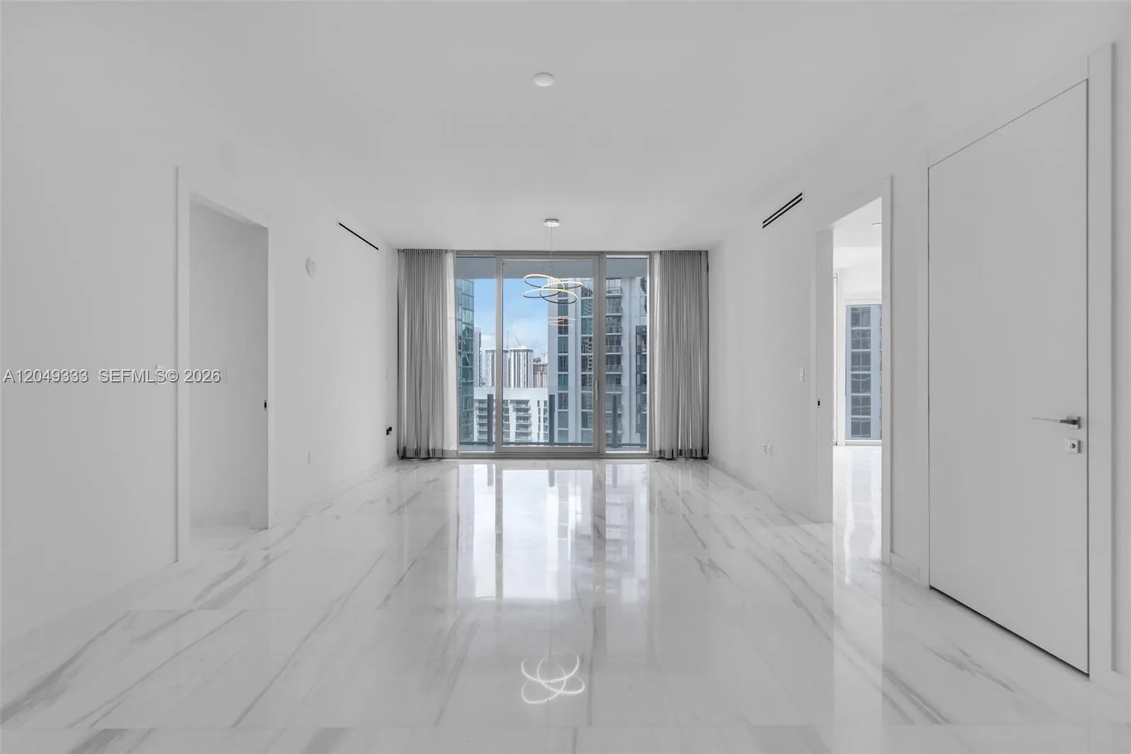 300 Biscayne Boulevard Way # 3009W, Miami, FL 33131 photo 9