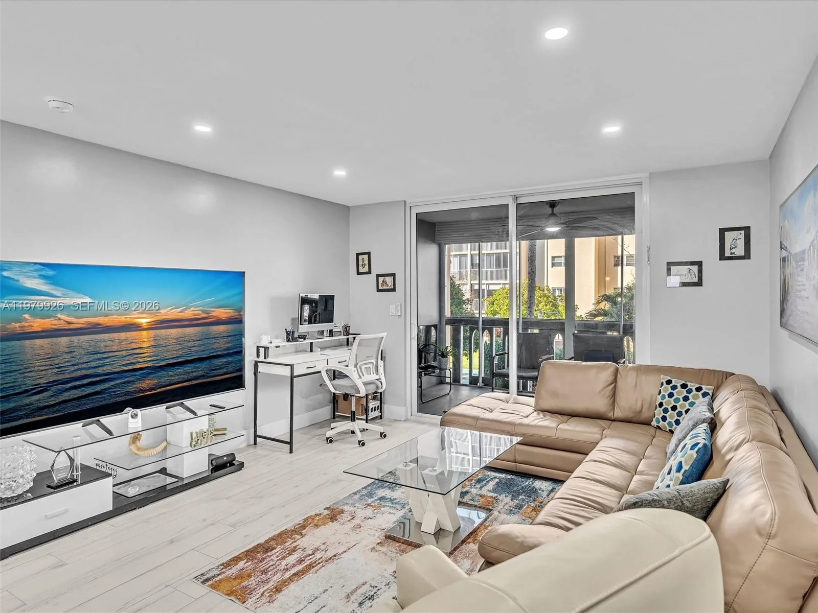 610 NE 12th Ave # 203, Hallandale Beach, FL 33009 photo 13