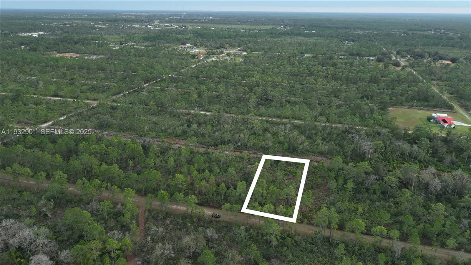 215 IXORA DR, Other City - In The State Of Florida, FL 33855 photo 6