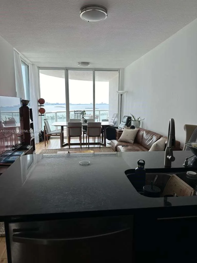 480 NE 30th St # 2102, Miami, FL 33137 photo 6