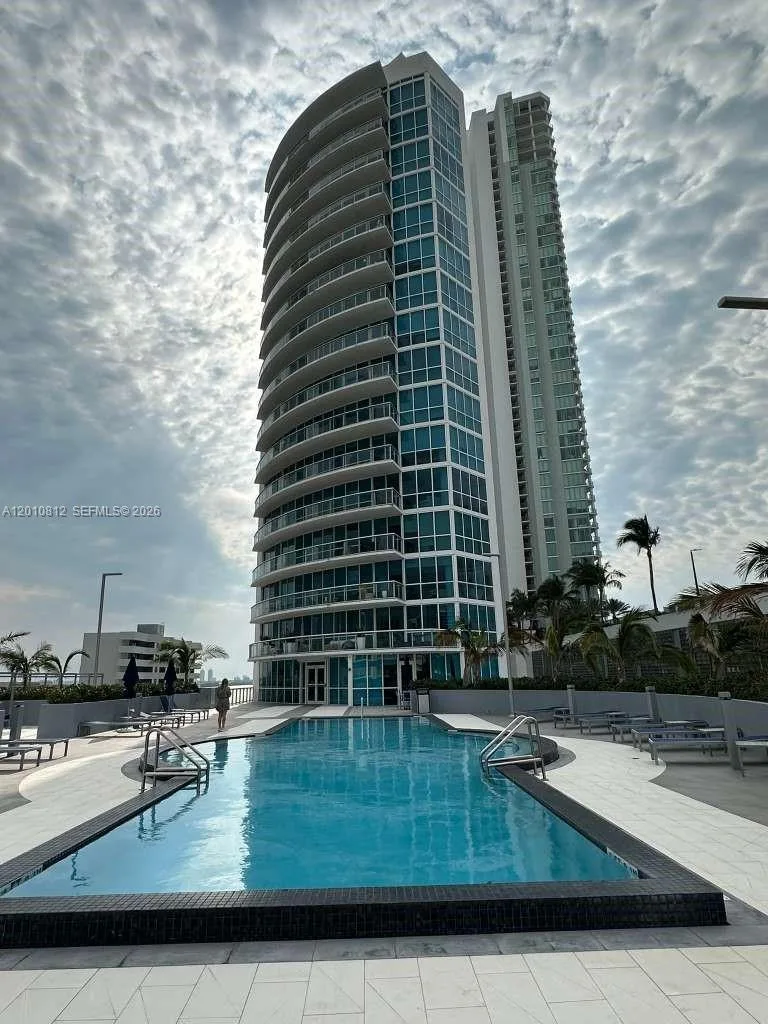 480 NE 30th St # 2102, Miami, FL 33137 photo 9