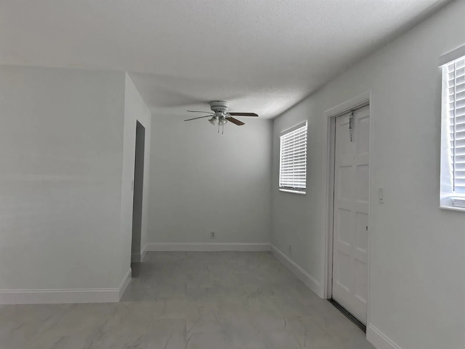 402 Lake Shore Drive # 103, Lake Park, FL 33403 photo 2