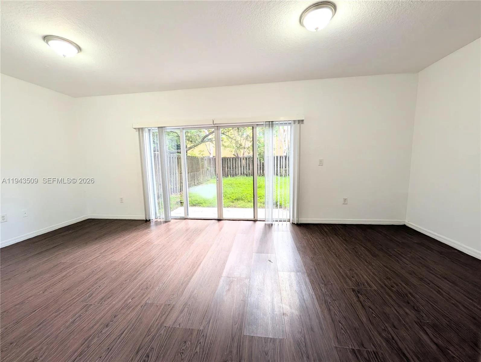 825 SW 6th Pl, Florida City, FL 33034 photo 6