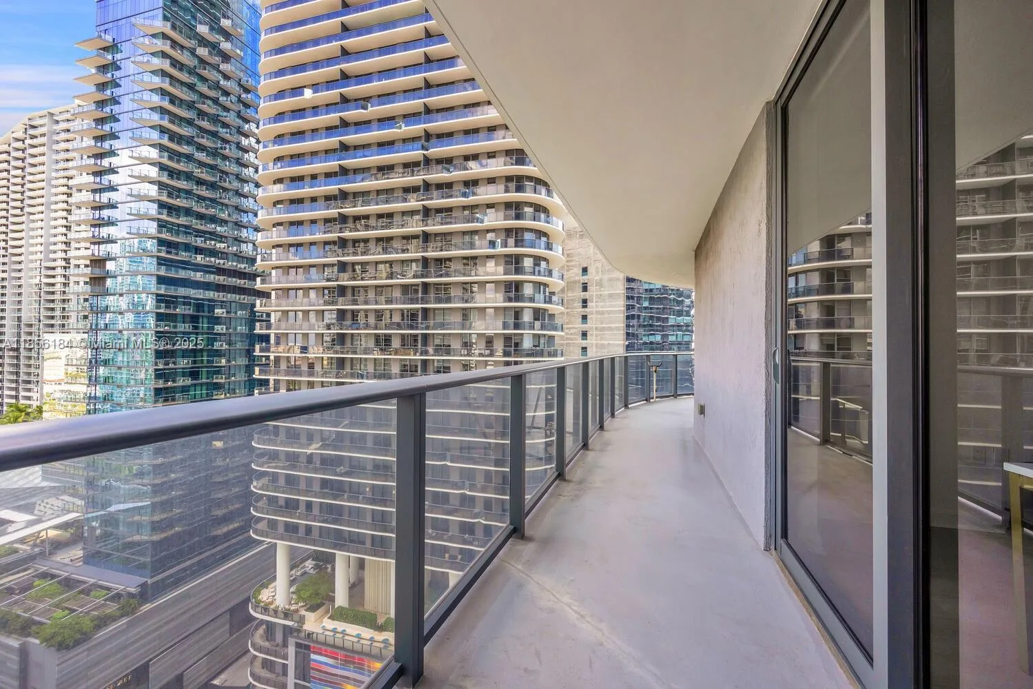 45 SW 9th St # 2101, Miami, FL 33130 photo 11