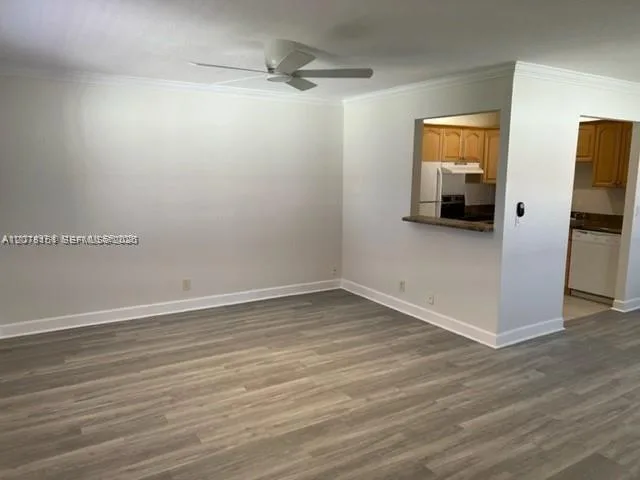 594 Saxony M # 594, Delray Beach, FL 33446