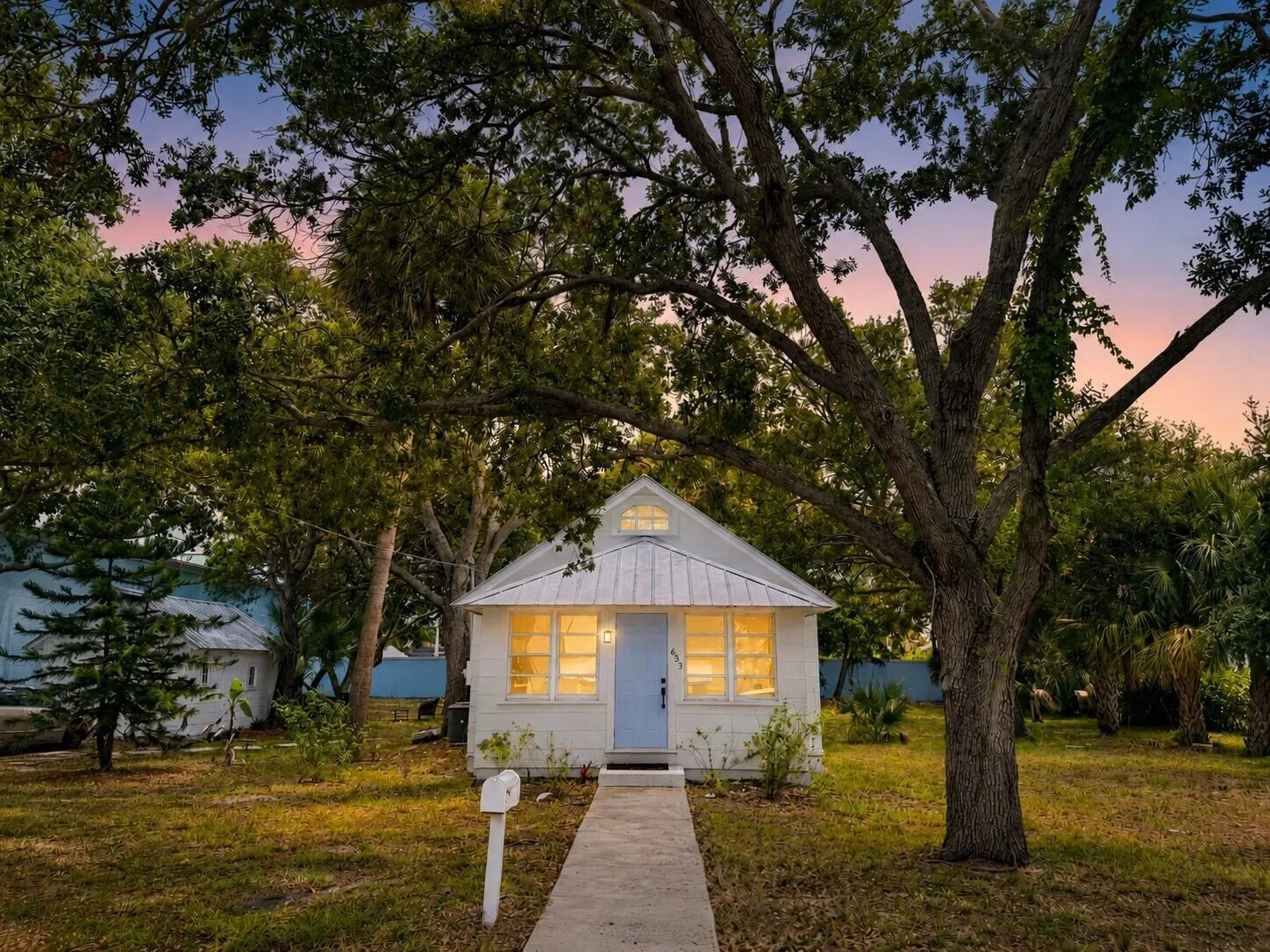 633 SW Cleveland Avenue, Stuart, FL 34994