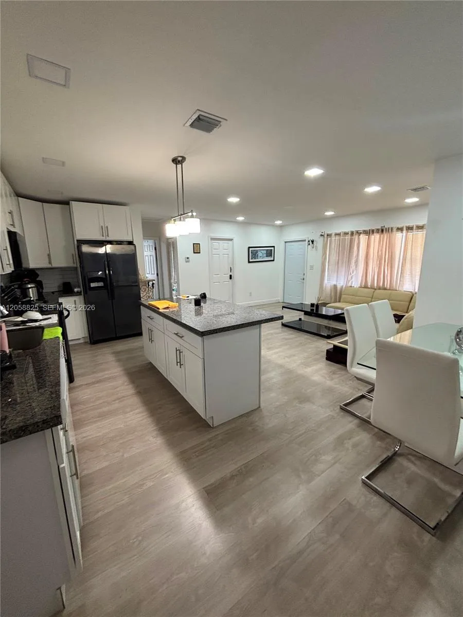 2855 NW 163rd St, Miami Gardens, FL 33054 photo 2
