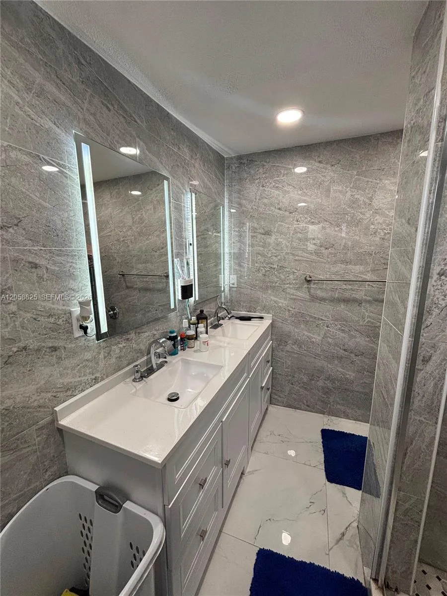 2855 NW 163rd St, Miami Gardens, FL 33054 photo 3