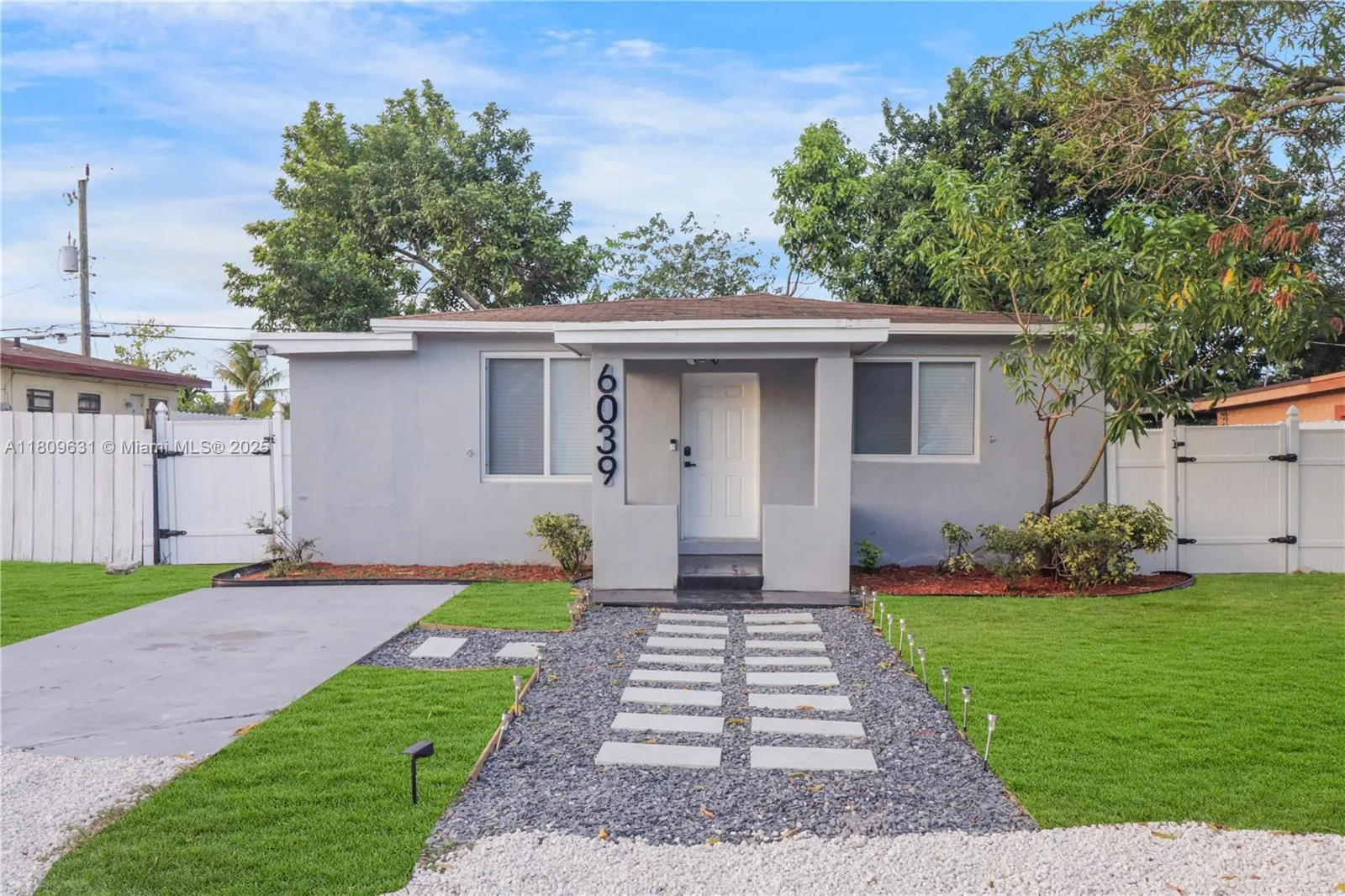 6039 SW 38th St, Miramar, FL 33023