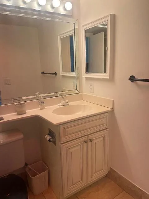 90 Mansfield C, Boca Raton, FL 33434 photo 11