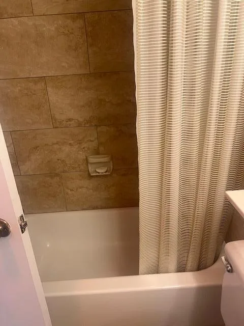 90 Mansfield C, Boca Raton, FL 33434 photo 12