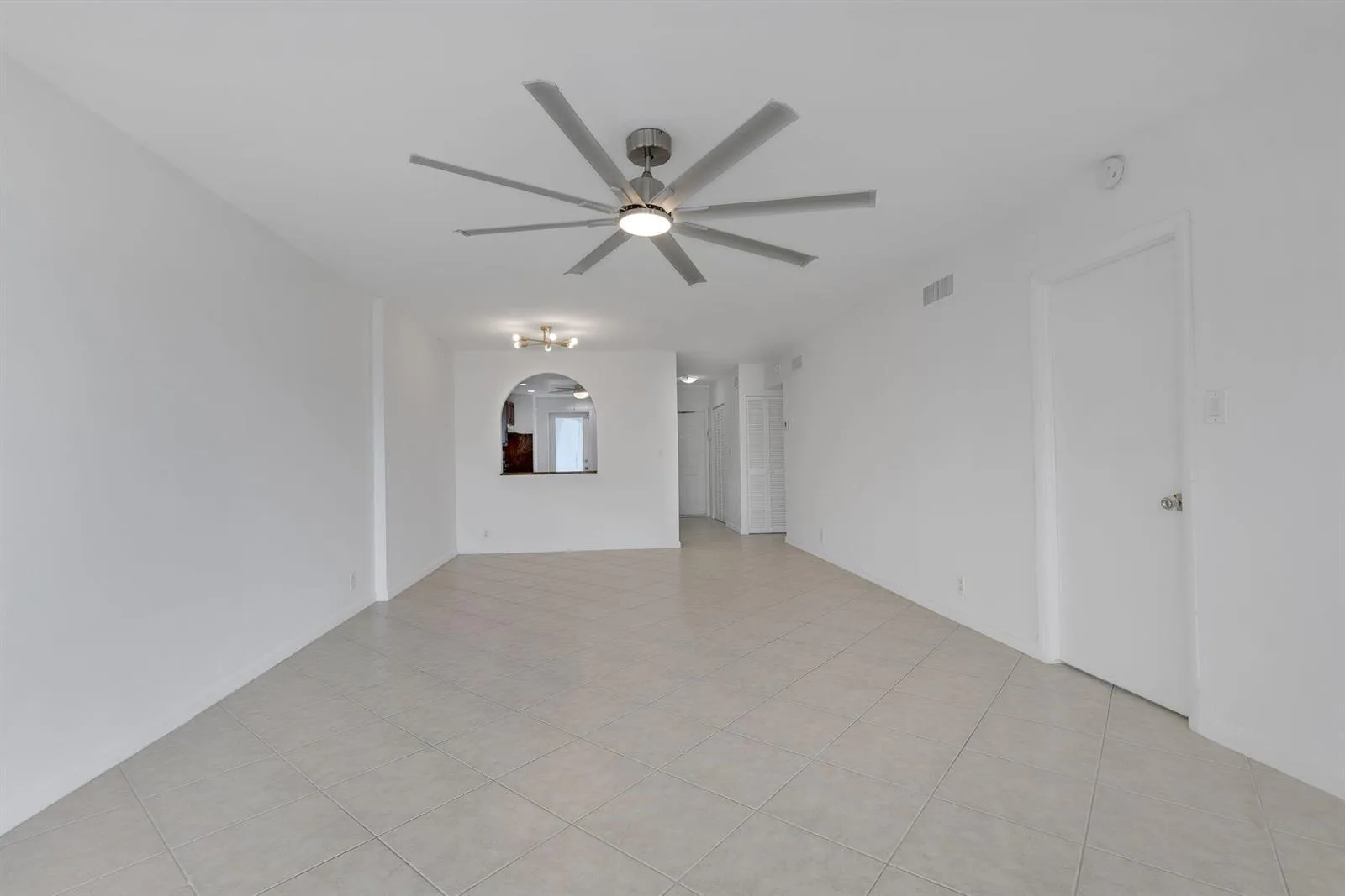 750 N Ocean Boulevard # 1904, Pompano Beach, FL 33062 photo 10