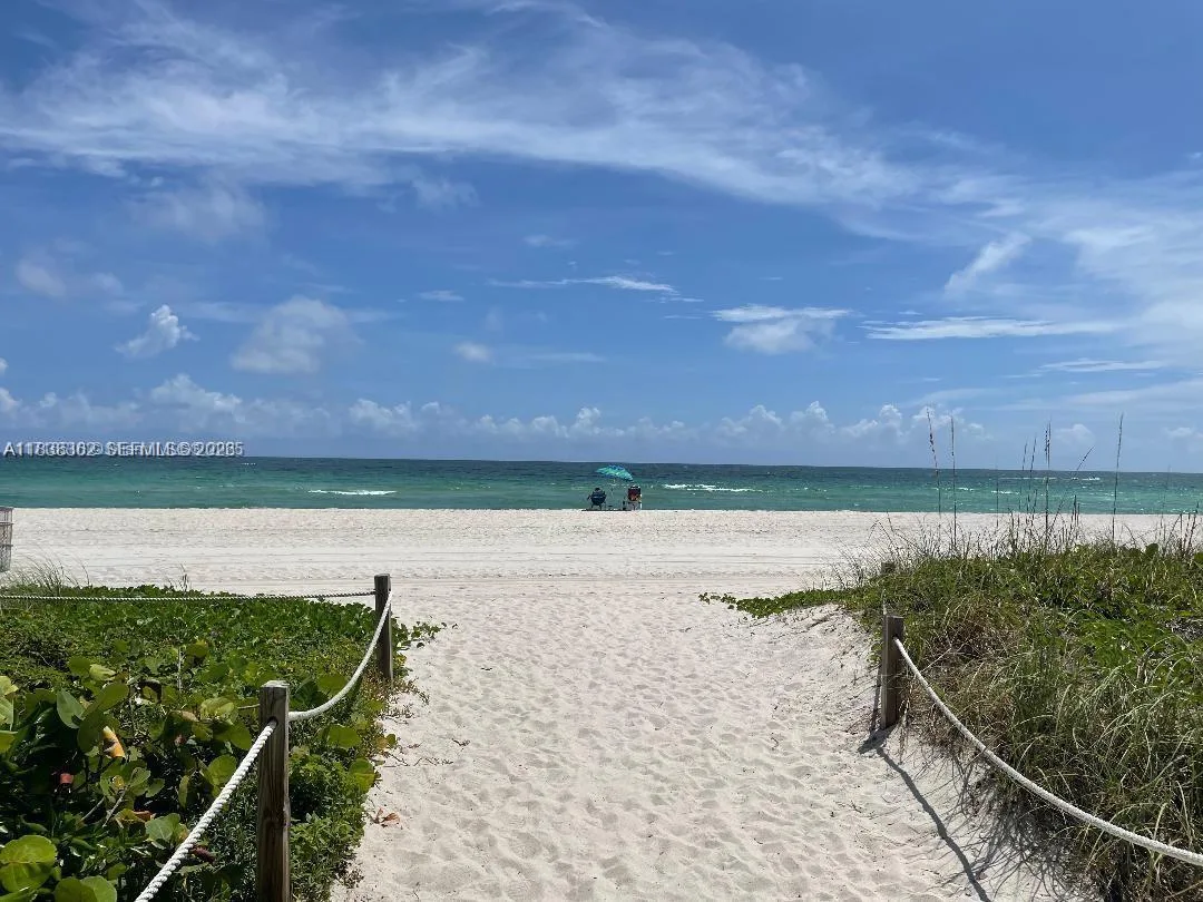 5401 Collins Ave # 514, Miami Beach, FL 33140 photo 2