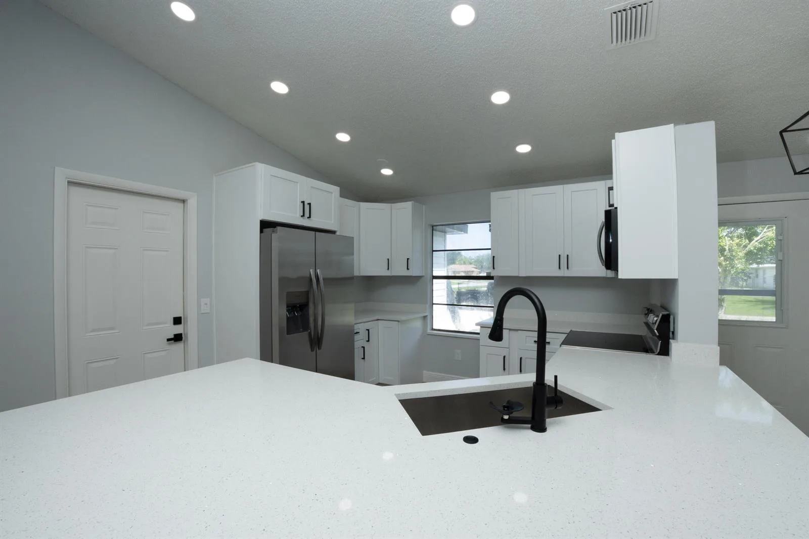 1898 SW LOFGREN Avenue, Port St. Lucie, FL 34953 photo 11