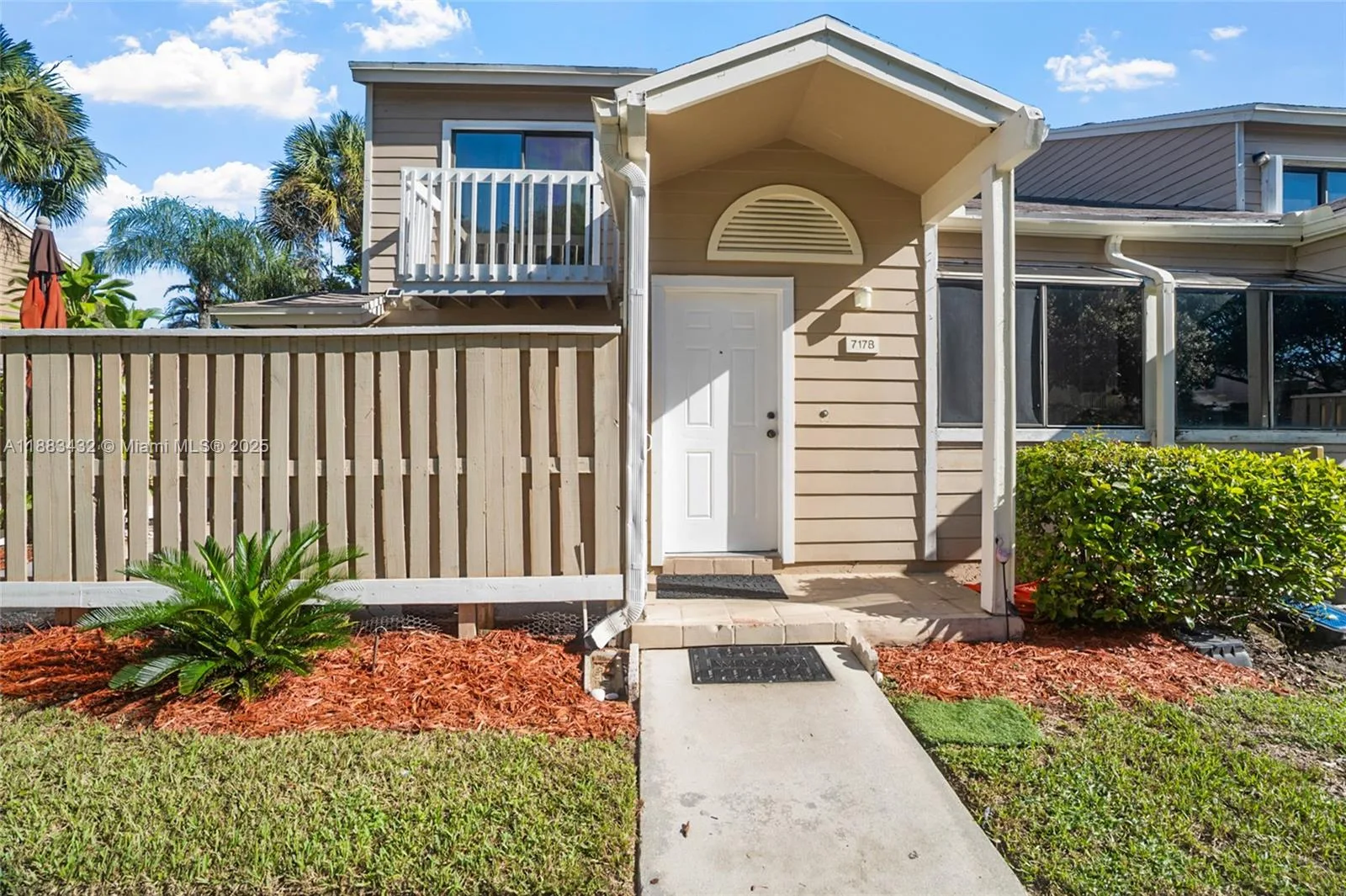 7178 Sportsmans Dr, North Lauderdale, FL 33068