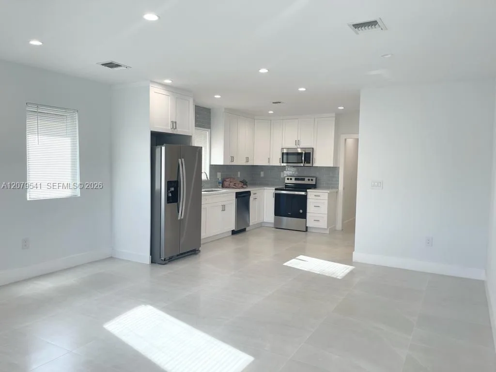 6331 SW 23rd St # 0, Miami, FL 33155 photo 4