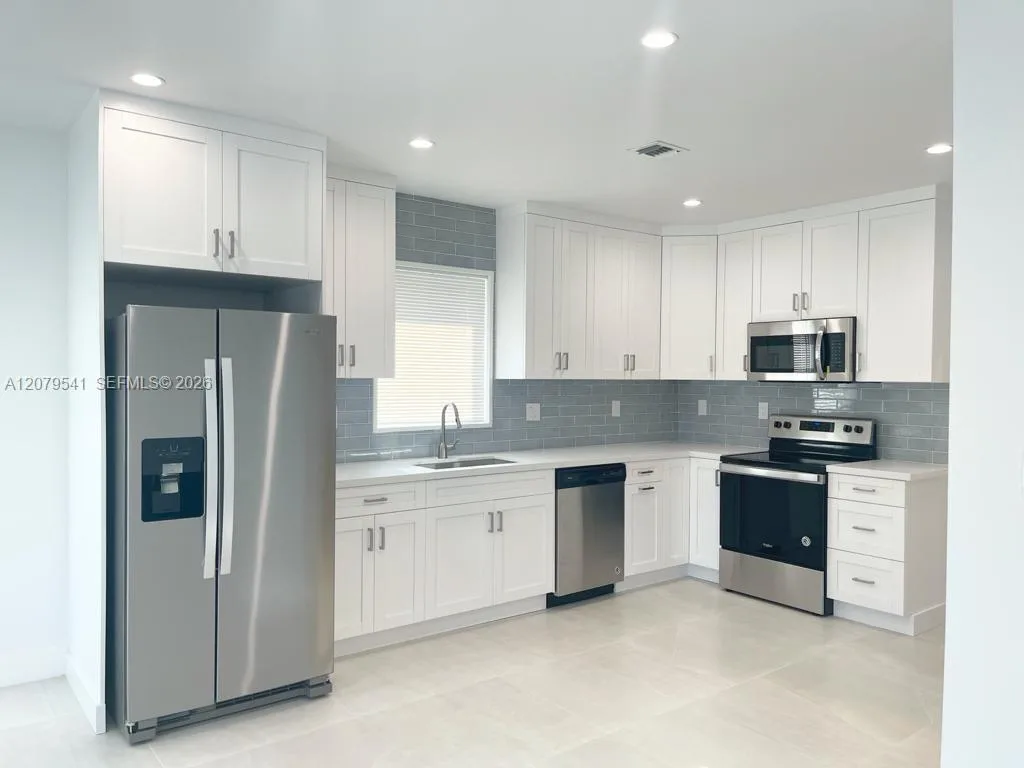 6331 SW 23rd St # 0, Miami, FL 33155 photo 6
