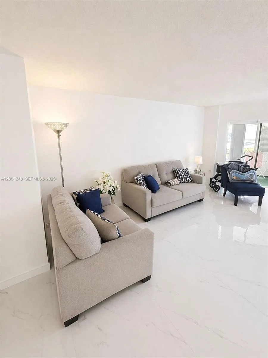 6555 W Broward Blvd # 111, Plantation, FL 33317 photo 9