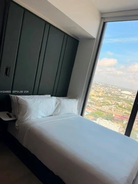 20 NE 11th ST # 4807A, Miami, FL 33132 photo 3