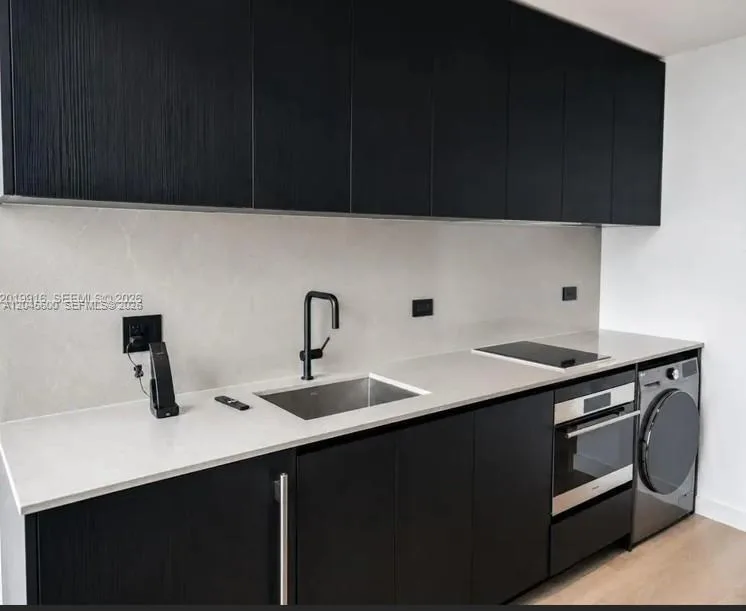 20 NE 11th ST # 4807A, Miami, FL 33132 photo 5