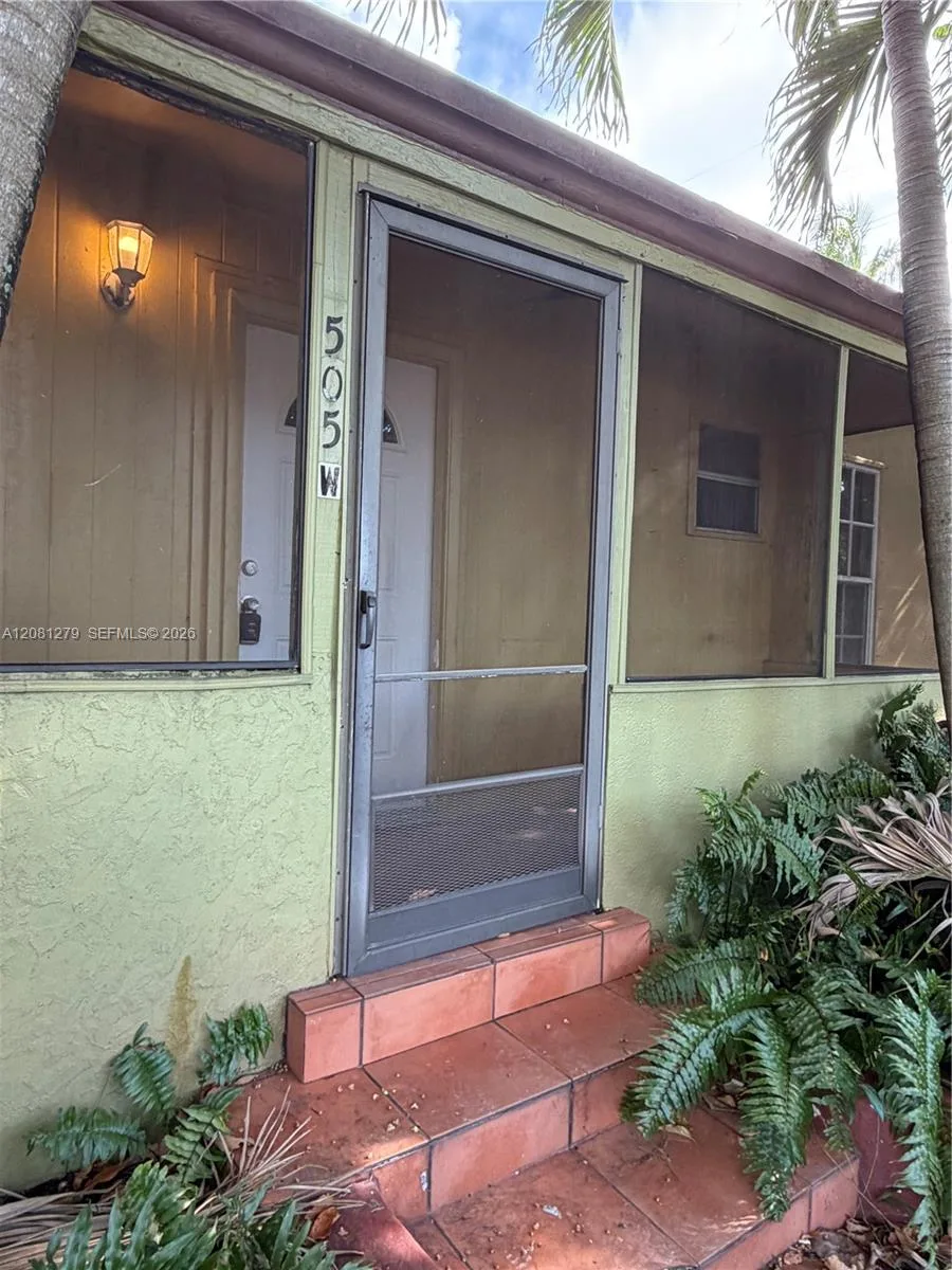 9614 NW 5th Ave # 505w, Miami, FL 33150