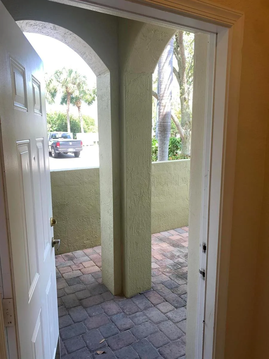 101 LAKE MONTEREY Circle # 101, Boynton Beach, FL 33426 photo 4