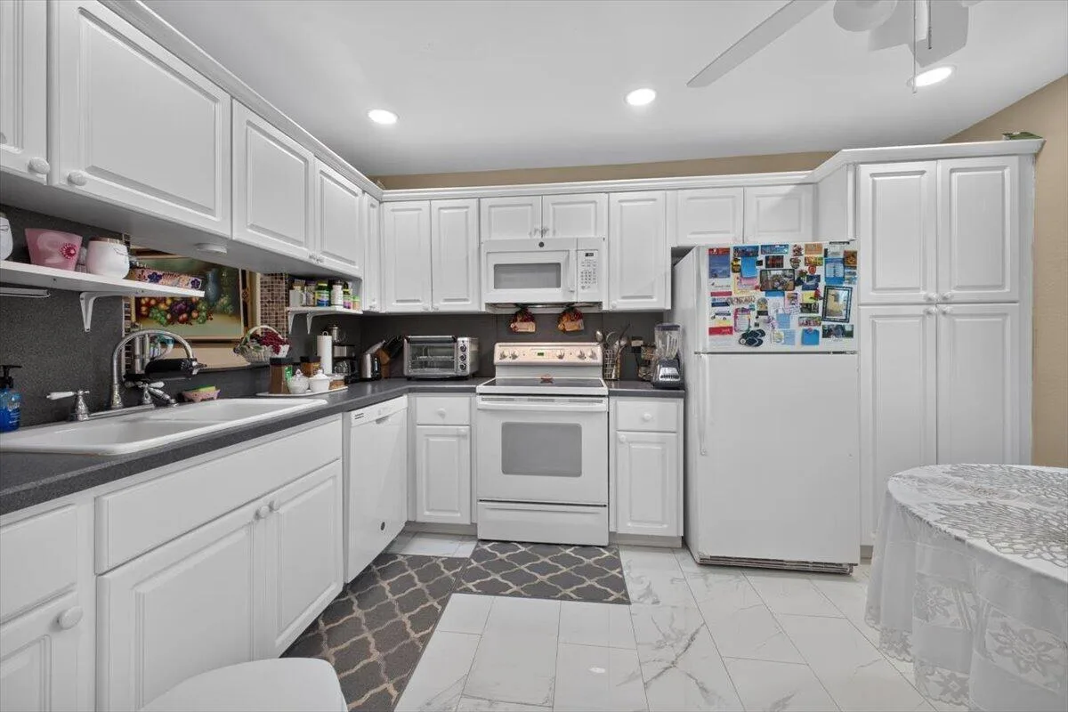 55 SE 14th Street # 206, Boca Raton, FL 33432 photo 12